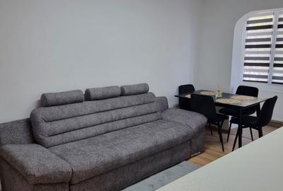 Apartament cu 3 camere semidecomandat în P-ța Doina - 7