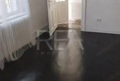 Casa de 3 camere | zona Dorobanti Capitale | pretabil Birou / Spa?iu comercial