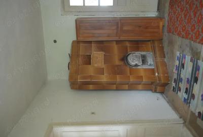 Casă cu 4 camere cu Teren 1915 Mp în Central - 2