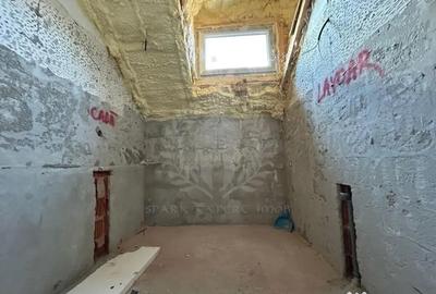 Casă cu 7 camere cu Teren 467 Mp în Crevedia - 15
