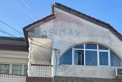 Apartament cu 4 camere de vanzare in zona Central - 5