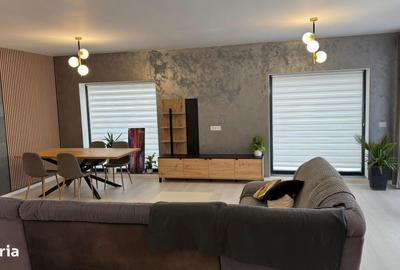 Apartament cu 3 camere, mobilat în Tractorul