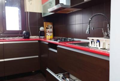 Ap. 3 camere, Centrala, PROPIETAR Megamall bd. Chisinau, stadionul National - 6