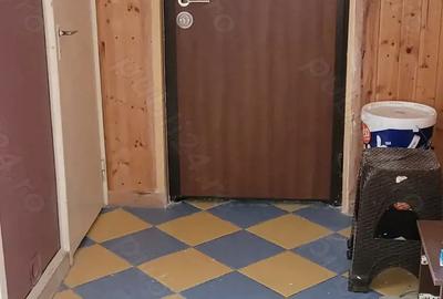 Apartament cu 3 camere semidecomandat în Giurgiului - 3