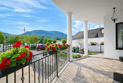 Casă individuală cu 5 camere cu Teren 965 Mp în Exterior Est - 4