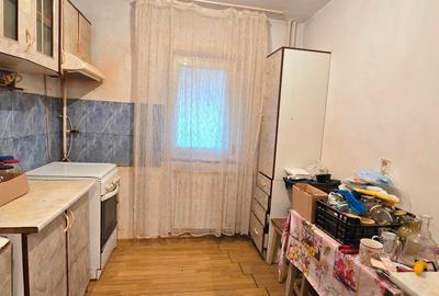 Apartament cu 3 camere decomandat în Dacia - 4