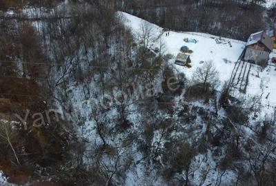 Teren de 5247 mp, în Central - 2