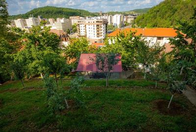 Casă cu 7 camere cu Canalizare în Centrul Civic - 38