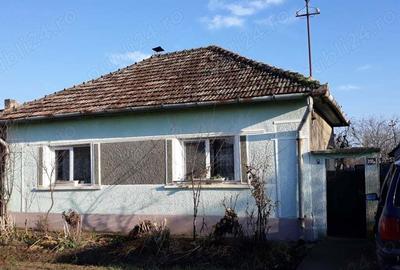Vand casa la ?ara sau schimb cu garsoniera in Oradea - 1