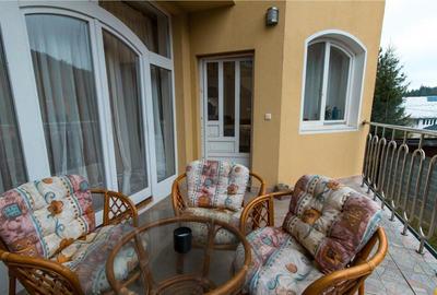 Resedinta cu atmosfera familiara,peisaj imersiv,amplasare pr - 5