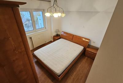 Apartament cu 4 camere decomandat în Central - 11
