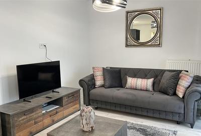 Apartament cu 2 camere decomandat în Tractorul