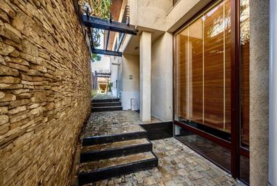 Vilă de Lux pe Malul Lacului Băneasa – 340 mp Utili + Casă de Oaspeți Vilă de Lux pe Malul Lacului Băneasa – 340 mp Utili + Casă de Oaspeți - 14