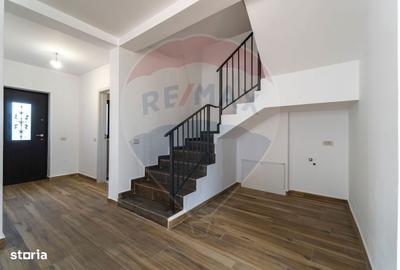 Casă cu 4 camere în Central - 6