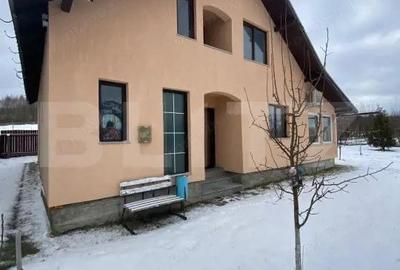 Casă cu Teren 914 Mp în Central - 11