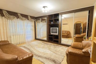 Apartament Decomandat 4 camere MV1, Etaj 1 - Str. Liszt Ferenc - Carei - 3