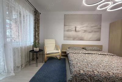 Apartament cu 2 camere decomandat în Central