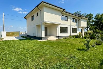 Casă individuală cu 5 camere cu Teren 400 Mp în Dascălu