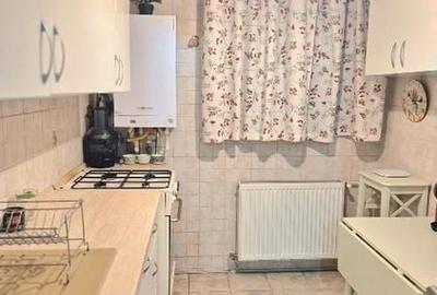 Apartament cu 3 camere semidecomandat, mobilat în Titan - 4