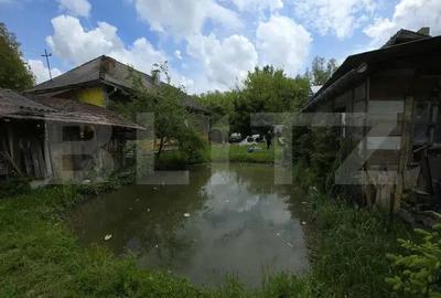 Casă cu 4 camere cu Teren 2000 Mp în Central