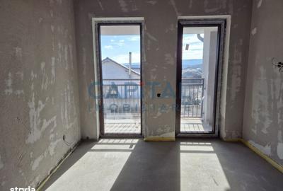 Casă cu 4 camere cu Teren 416 Mp în Apahida