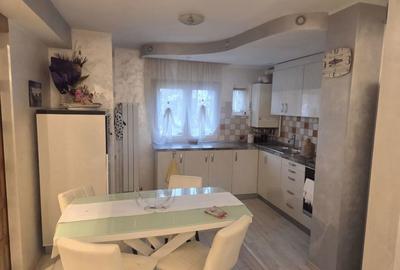 Apartament cu 2 camere decomandat în Tudor Vladimirescu - 1