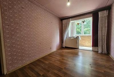 4 camere. Etaj intermediar. Centrala proprie - 2