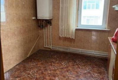 Apartament cu 4 camere decomandat în Inel II