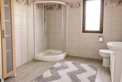 Casă cu 4 camere cu Teren 1500 Mp în Filipești - 2
