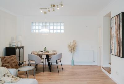 Casa P +1 + M - Mobilata / Utilata - 4 camere - 138 mp utili Casa P +1 + M - Mobilata / Utilata - 4 camere - 138 mp utili - 4