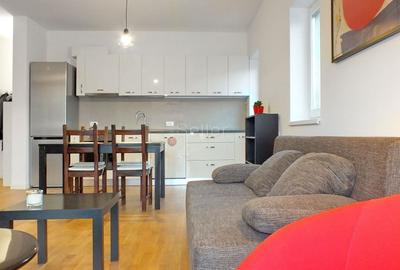 Apartament cu 2 camere decomandat, mobilat în Central - 12