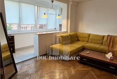 Apartament cu 3 camere semidecomandat în Tei - 3