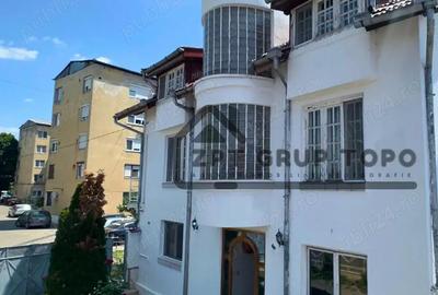 Casă cu 5 camere în Beiuș - 1