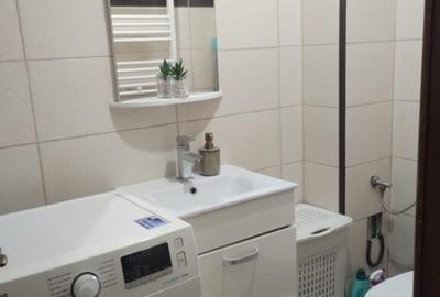 Casă cu 4 camere cu Teren 100 Mp în Apărătorii Patriei - 5