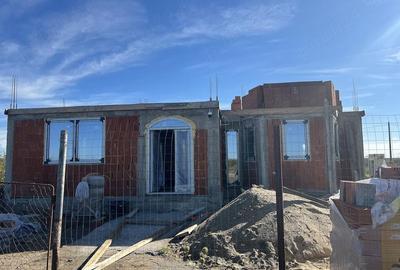 Casă cu 3 camere cu Teren 535 Mp în Gepiu - 3