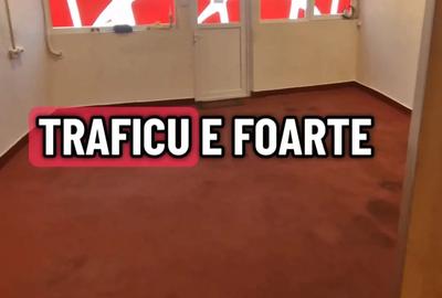 Spațiu comercial, de 70 mp, în Central - 4