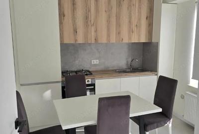 Garsonieră decomandată în Central - 2