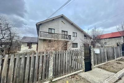 Casă cu 3 camere cu Canalizare în Miroslava - 2