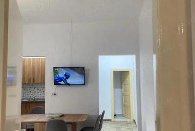 Casă cu Teren 340 Mp în Central - 11