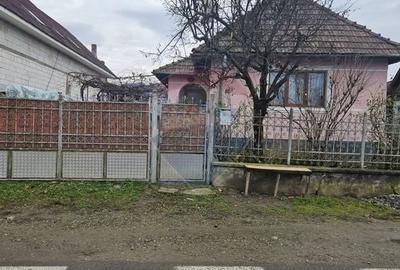 Casă / Vilă cu 5 camere de vânzare, Sarasau - 2