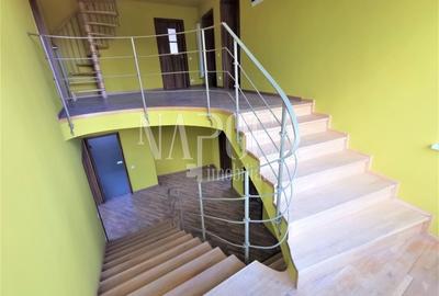 Casă individuală cu 9 camere cu Canalizare în Gruia - 11