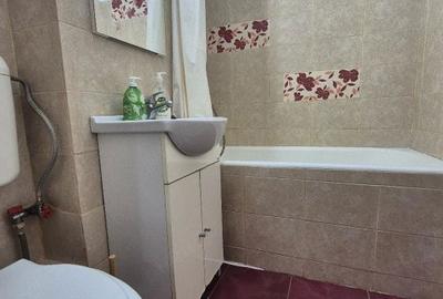 Apartament cu 3 camere decomandat în Sălăjan - 6