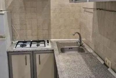 Garsonieră decomandată în Tei