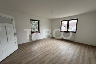 Casa individuala de vanzare cu teren de 1397 mp Cristian Sib