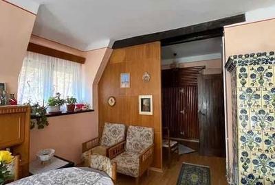 Casă cu 8 camere cu Teren 50 Mp în Furnica - 2