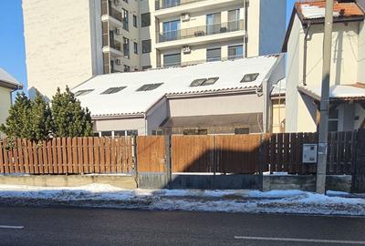 Casă individuală cu 5 camere cu Canalizare în Plopilor - 1