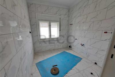 Casă cu 5 camere cu Teren 1700 Mp în Episcopia Bihorului - 11