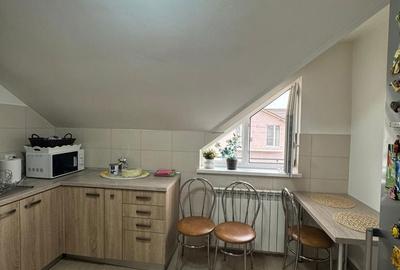 Casă cu 5 camere cu Teren 710 Mp în Central - 8