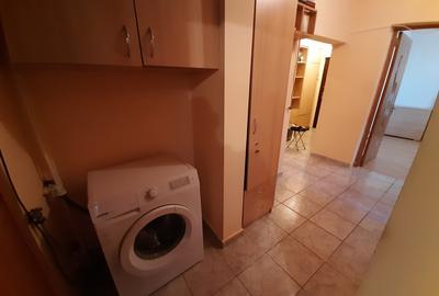Apartament cu 3 camere decomandat în Berceni - 2
