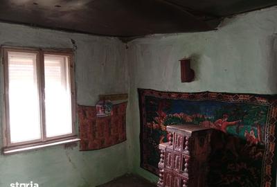 Casă cu 3 camere cu Teren 720 Mp în Central - 2